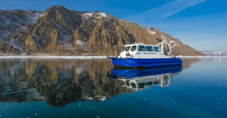hovercraft boat Baikal ice